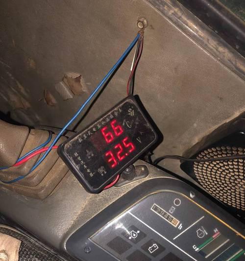 儿童挖掘机充电器的正确电压是多少？