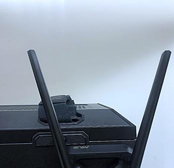 华硕主板无线网卡不显示怎么解决？需要更新驱动吗？