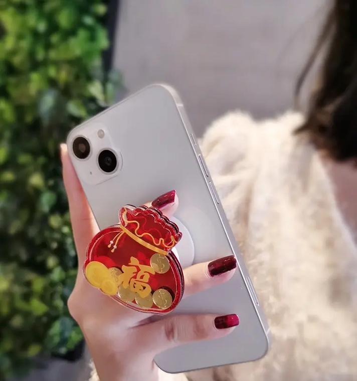 福袋中的手机支架使用方法是什么？如何固定手机？