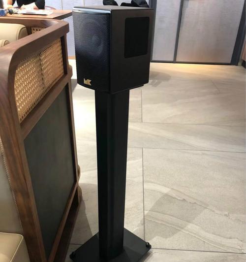 宙斯低音炮有何特点？使用时应注意什么？