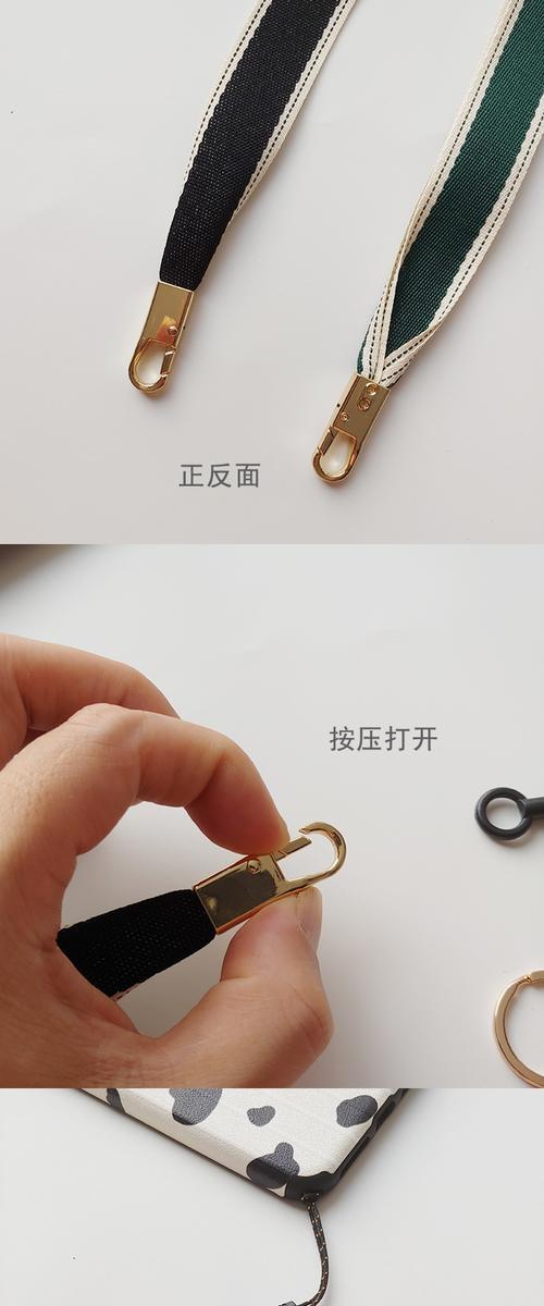 简约手机壳插孔拆卸方法是什么？