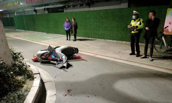 未撞电瓶车事故处理流程是什么？