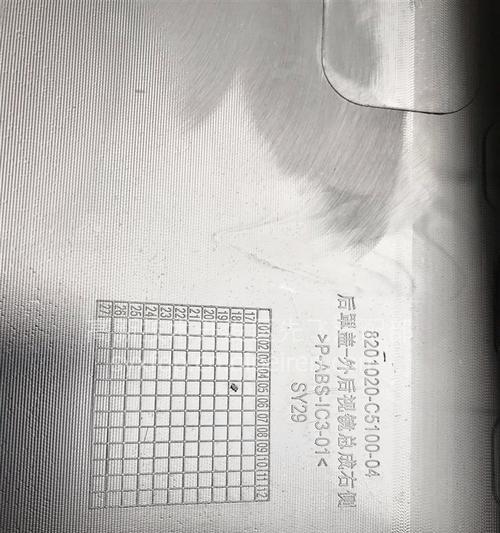 电瓶车罩盖拆卸方法是什么？需要哪些工具？
