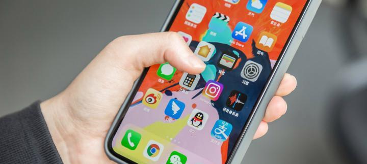 如何在iphone上下载我的日记应用？