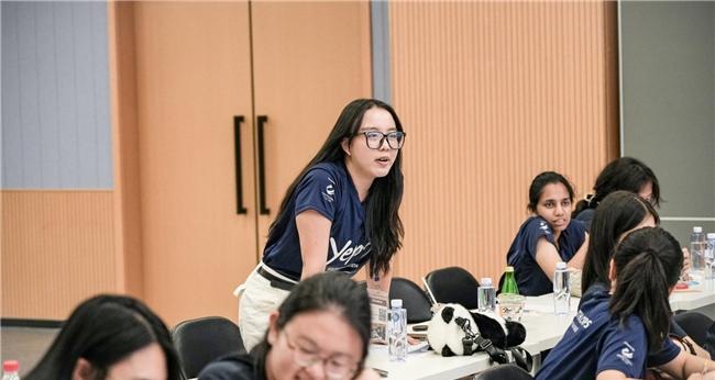 新加坡青年志愿团参访叫叫总部 共话教育科技创新与公益实践