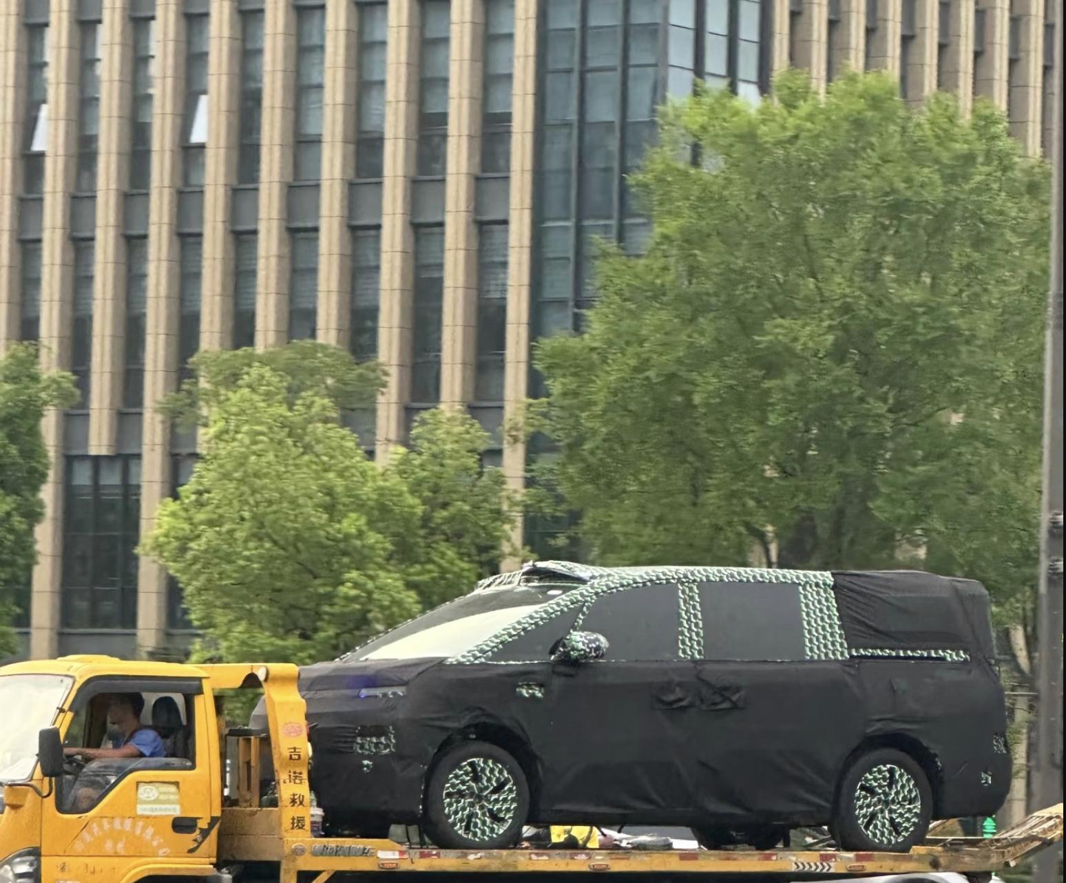 a16z ：AI 投资不再看模型性能；中国汽研、理想汽车双双回应 i8 测试争议；万事达否认向平台施压下架成人游戏