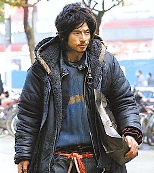 相机镜头推荐乞丐用什么？哪些镜头性价比高？