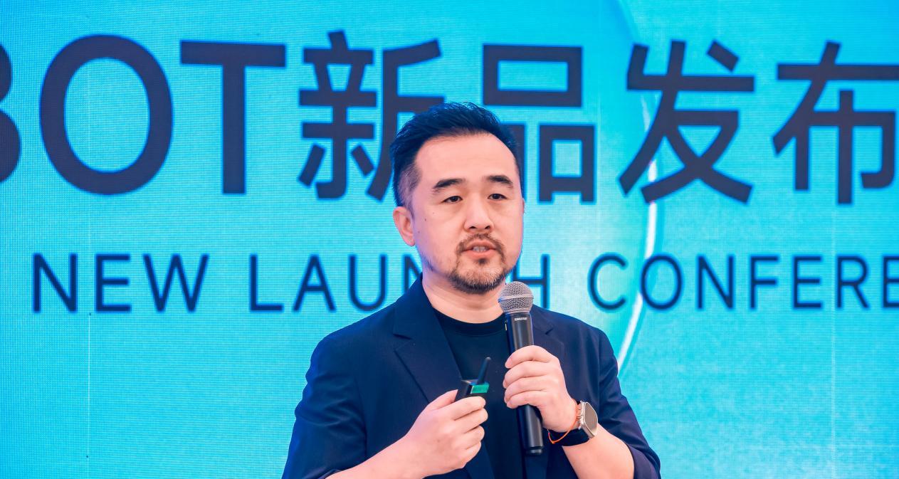 年度新品！影智科技发布AI咖啡&冰淇淋机器人，引领AI消费新生态