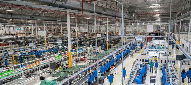 中国智造再下一城！联想集团点亮中企在美洲首座“灯塔工厂”